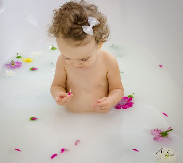 pétale de fleurs dans un bain
