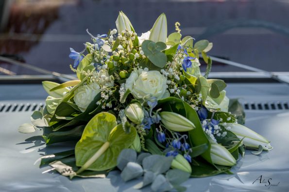 arrangement-fleur-voiture-mariage