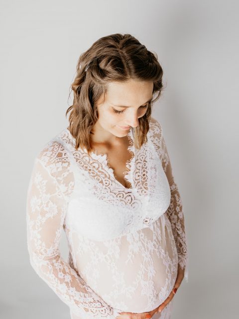 robe Grossesse dentelle blanche