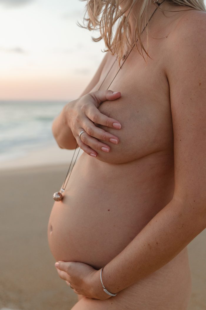 photo de grossesse dénudée